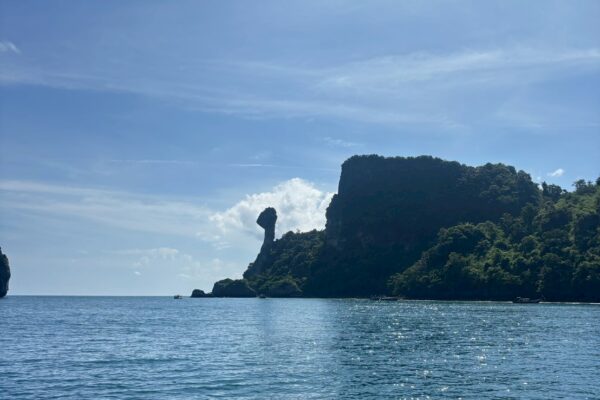 Hong Island and 4 Islands Day Trip from Krabi by Neptune Speedboat
