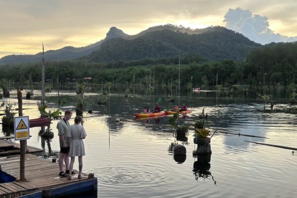 Test Chin Boat Trip