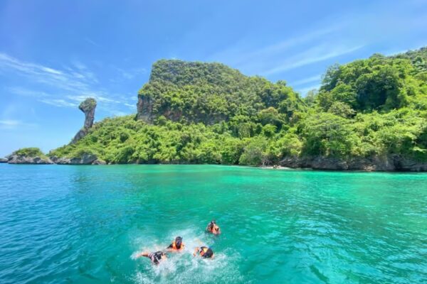 Krabi 4 Islands Longtail boat Adventure