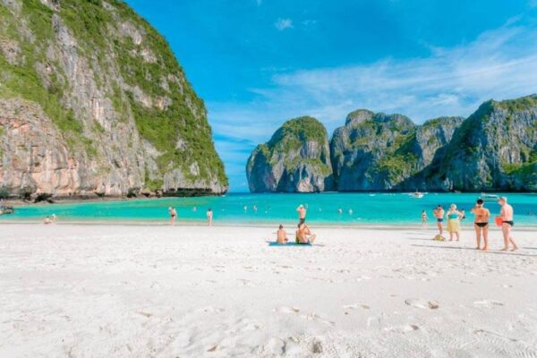 Phi Phi Islands Full-Day Speedboat Adventure from Krabi